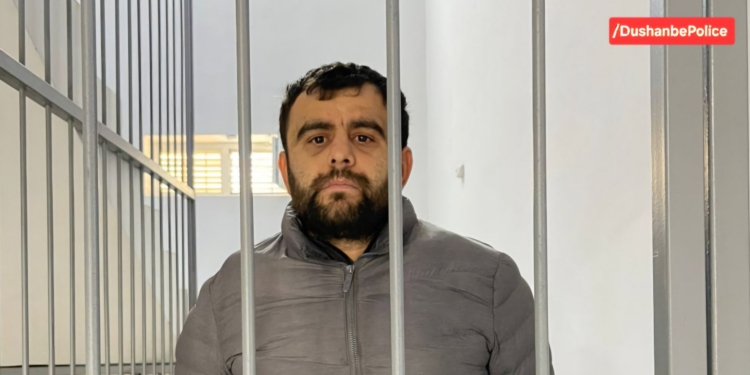 В Душанбе задержан мошенник, обманывавший граждан у банкоматов