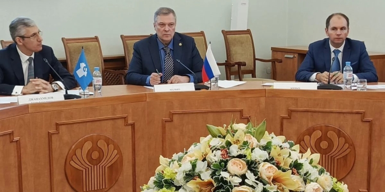 В Москве прошло третье заседание рабочей группы по борьбе с саранчовыми вредителями государств СНГ