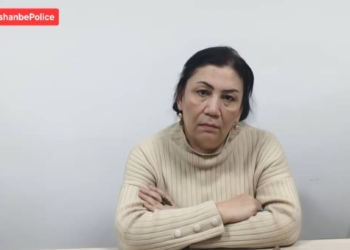 В Душанбе задержана женщина за колдовство и гадание