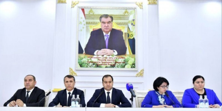 Госпедуниверситет Таджикистана повысит зарплаты преподавателей на 10% с сентября 2026 года