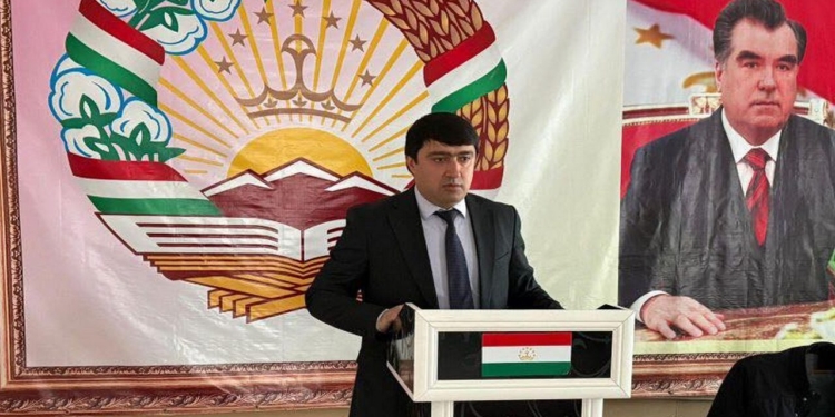 В селах Пенджикента прошли встречи с жителями по вопросам борьбы с коррупцией