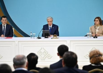 В Казахстане парламент предложено назвать Курултаем, а должность вице-президента вернуть