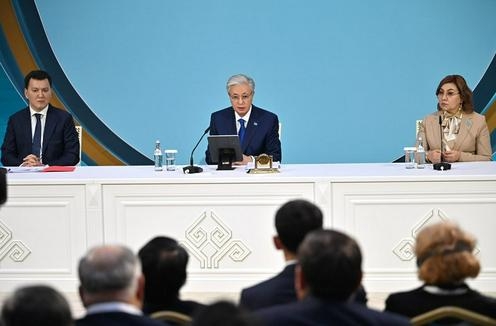 В Казахстане парламент предложено назвать Курултаем, а должность вице-президента вернуть