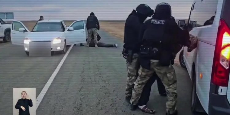 В Казахстане за прошлый год осудили около 300 участников организованных преступных групп