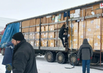 Ватикан направил в Украину гуманитарный груз с генераторами, медикаментами и продовольствием