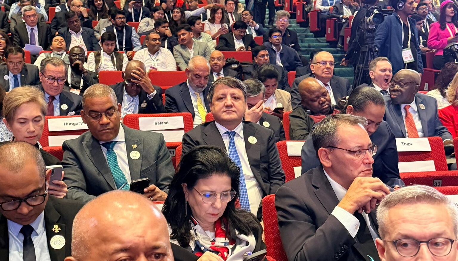 Делегация Таджикистана участвует в India AI Impact Summit 2026 в Нью-Дели