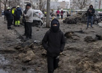 При российских ударах по Запорожью погибли двое 18-летних, не менее 11 человек ранены