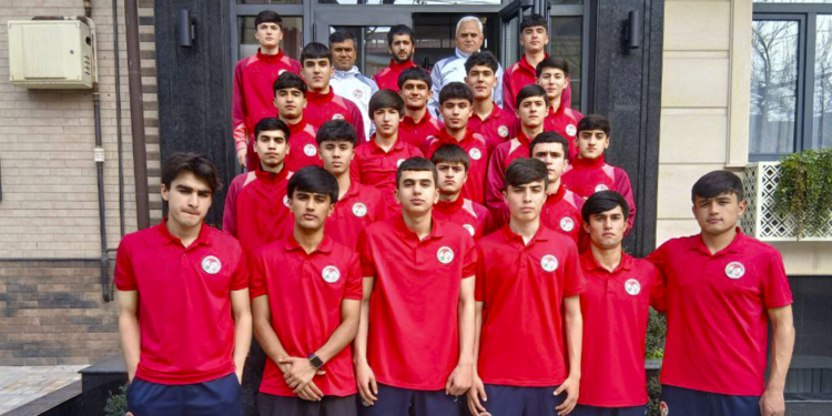 Юношеская сборная Таджикистана (U-16) отправилась в Минск на «Кубок развития-2026»