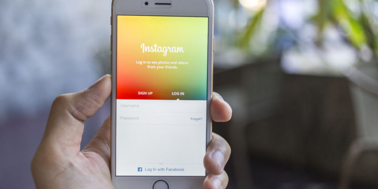 Жителя Душанбе подозревают в вымогательстве через Instagram