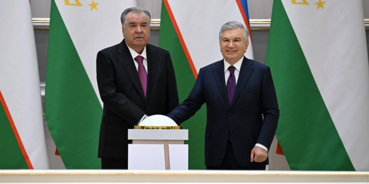 Таджикистан и Узбекистан запустили проекты на $161,2 млн