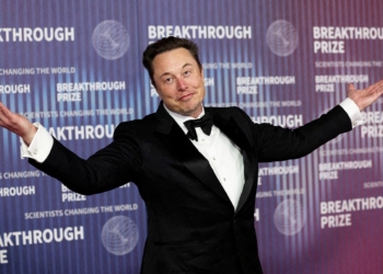 Илон Маск возглавил рейтинг богатейших людей мира по версии Forbes
