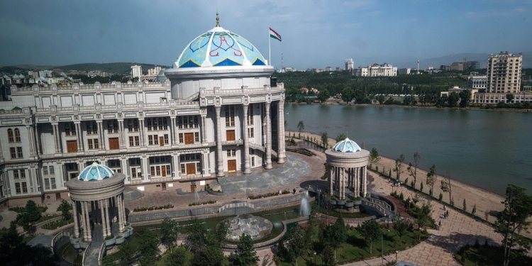 В Душанбе 18–19 марта ожидаются дожди и понижение температуры