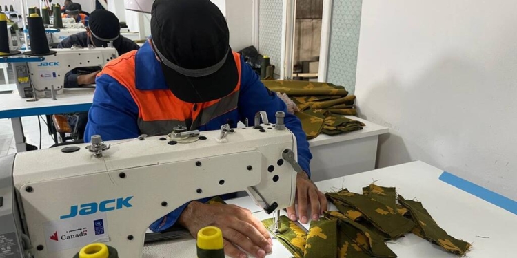 ООН: тюремное производство одежды в Таджикистане возвращает людям смысл жизни