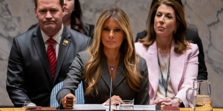 Мелания Трамп впервые в истории возглавила заседание Совбеза ООН