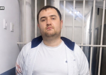 В Душанбе мужчина откусил часть уха пострадавшему