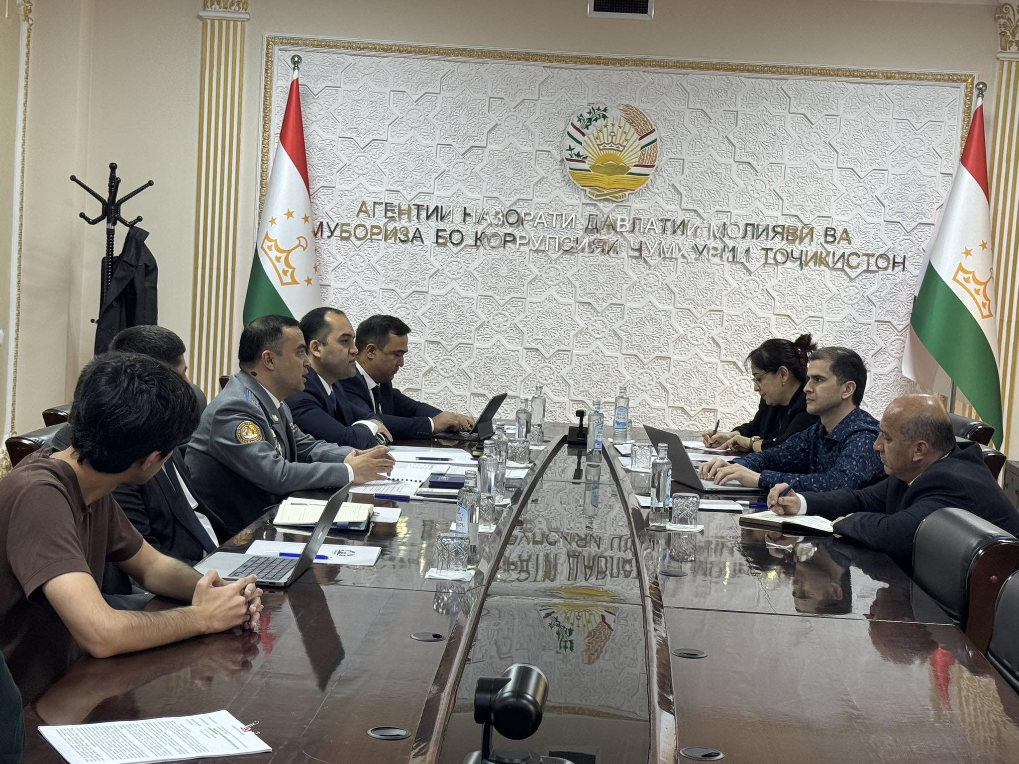 В Душанбе обсудили антикоррупционную программу с ПРООН