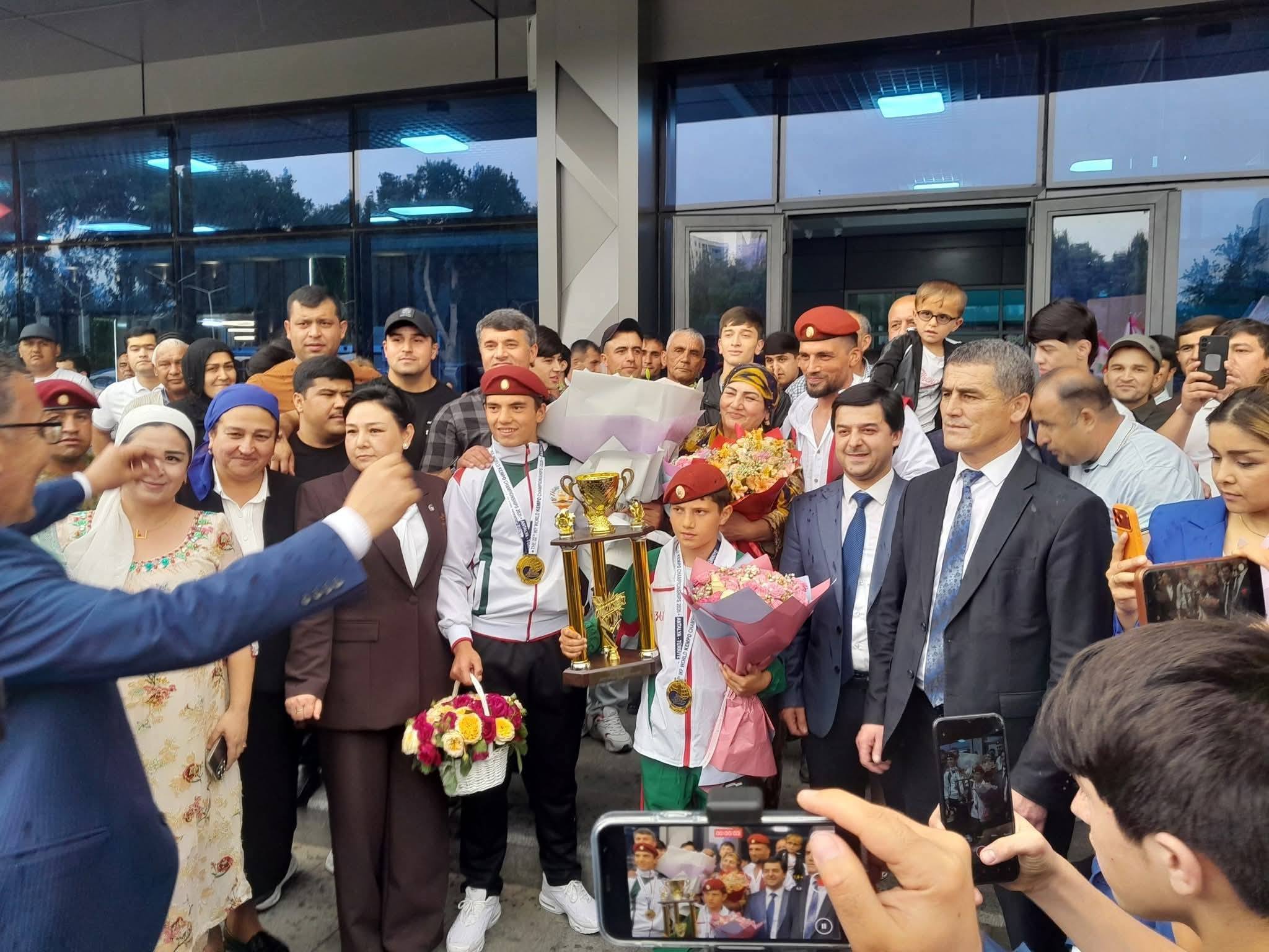 Таджикские спортсмены выиграли 3 золота и 1 серебро на международном турнире по кемпо