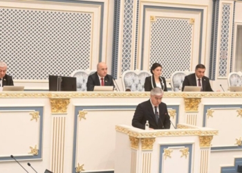 Маджлиси намояндагон одобрил соглашения с Исламским банком развития и изменения в закон