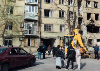Семь человек, включая детей, ранены в результате ночной атаки на Днепр