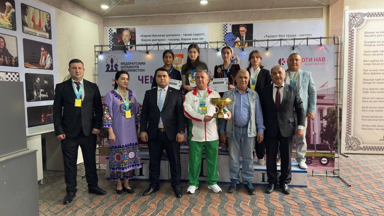 Шахматистов Таджикистана наградили за победу на Кубке МПА СНГ