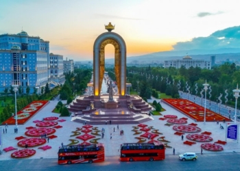 В Душанбе запустят вечерний туристический маршрут ко Дню столицы