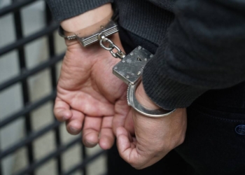 Двое жителей Вахдата подозреваются в мошенничестве под видом трудоустройства в Канаду