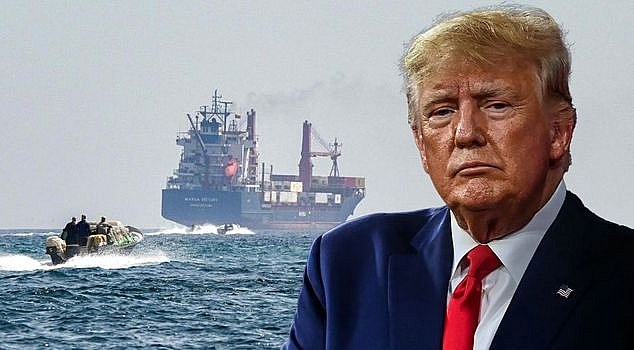 Трамп объявил о временной приостановке проекта «Свобода» в Ормузском проливе