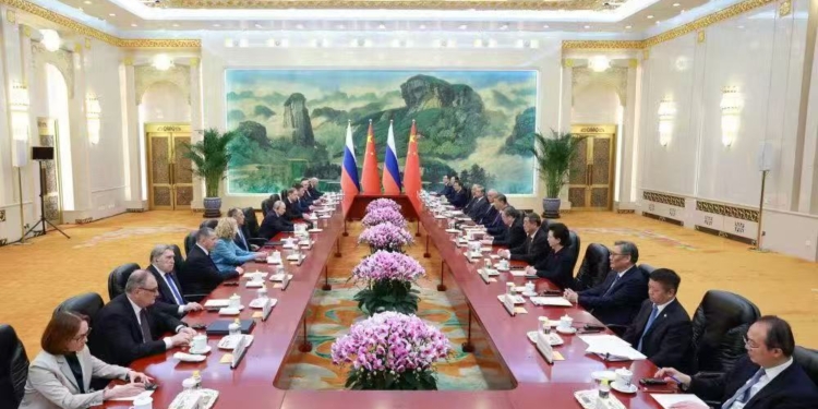 Си Цзиньпин провел переговоры с В. Путиным в Пекине