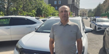 В Душанбе оштрафовали водителя Audi за опасное поведение пассажиров
