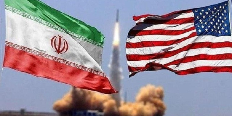 США возобновили удары по Ирану, Тегеран объявил о закрытии Ормузского пролива