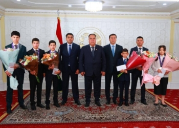 В Согде чествовали призёров чемпионата Азии по боксу