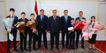 В Согде чествовали призёров чемпионата Азии по боксу