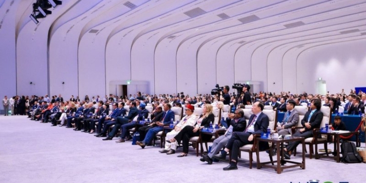 Таджикистан представил туристический потенциал на форуме в Пекине
