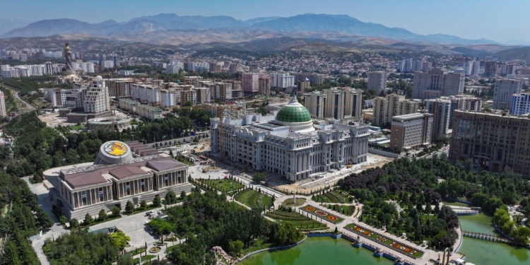 Национальный театр Таджикистана откроют 9 сентября