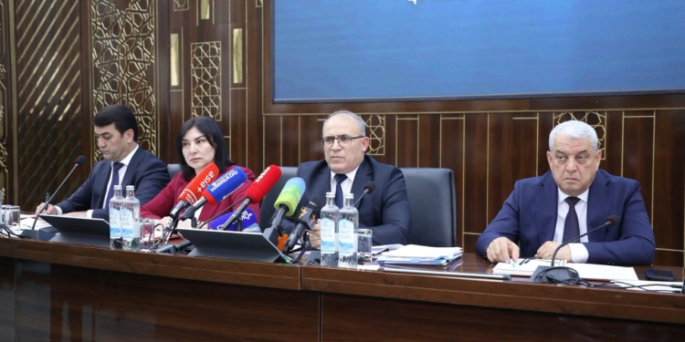 В Таджикистане число малоимущих семей составило более 234 тысяч