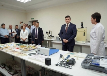 В Таджикистане открыли лабораторию лекарственных растений и фармацевтики