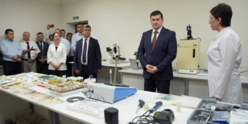 В Таджикистане открыли лабораторию лекарственных растений и фармацевтики