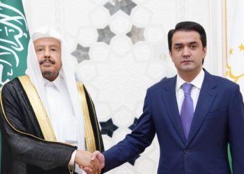 Рустам Эмомали встретился с главой парламента Саудовской Аравии