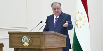 Эмомали Рахмон заявил, что большинство услуг Министерства юстиции остаются недоступными онлайн