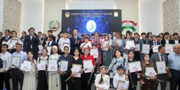 138 душанбинцев прошли в третий тур конкурса «Таджикистан – Родина любимая моя»