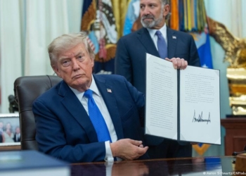 Трамп подписал указ против «родильного туризма»