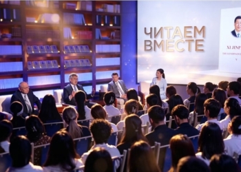 Читаем вместе! Новый телепроект Медиакорпорации Китая знакомит зрителей с литературными трудами Председателя КНР Си Цзиньпина