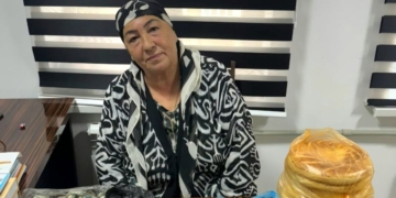 В Душанбе задержали 64-летнюю женщину за гадание и колдовство