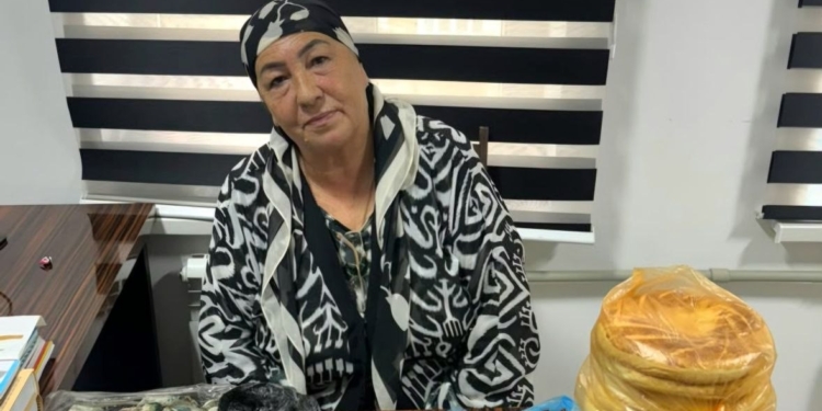 В Душанбе задержали 64-летнюю женщину за гадание и колдовство