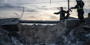 В Киеве и Николаевской области произошли пожары после атаки российских беспилотников