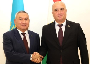 Таджикистан и Казахстан укрепляют межпарламентские связи