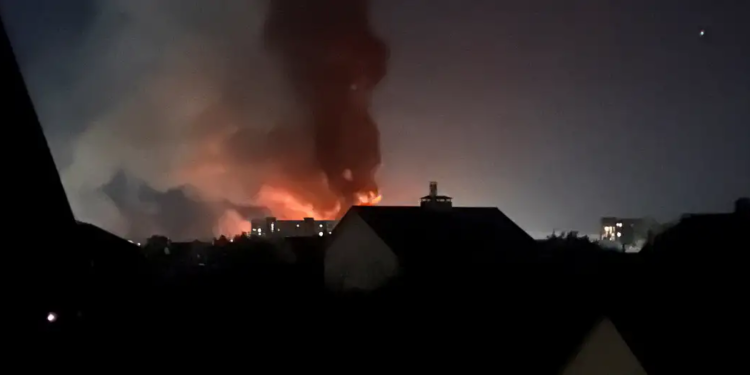 Ракетный удар по Киеву: двое погибли, шестеро ранены