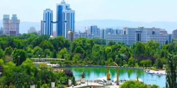 В центре Душанбе началось строительство нового зелёного парка (Видео)
