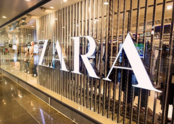 Zara угодила в скандал с детским костюмом узника Освенцима на Хэллоуин