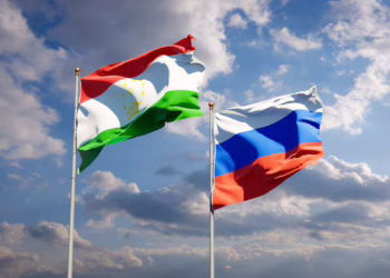 Таджикистан и Россия договорились развивать торговлю и промышленные проекты